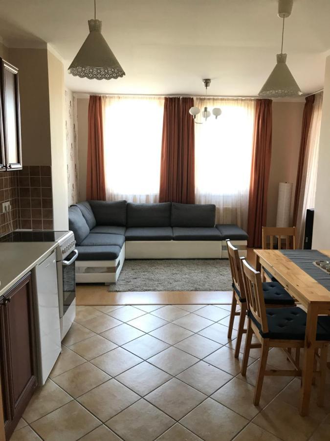 Reka Apartman Buk Bagian luar foto